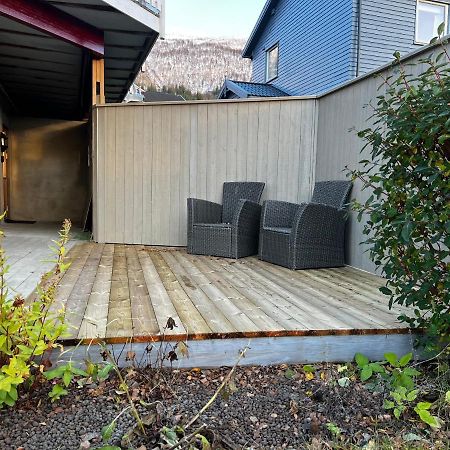 Liten Kjellerleilighet. Landlig Rolig Omrade. Tromso Exterior photo