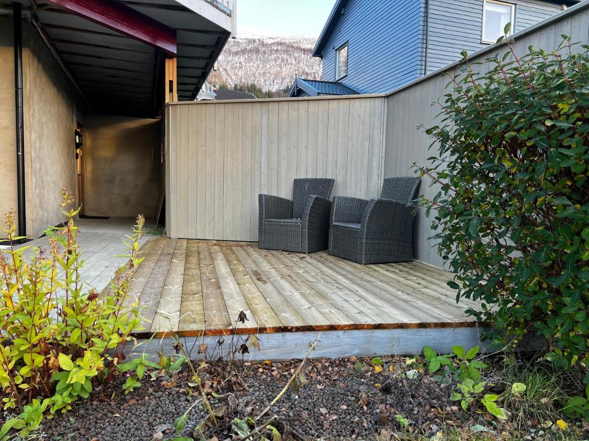 Liten Kjellerleilighet. Landlig Rolig Omrade. Tromso Exterior photo